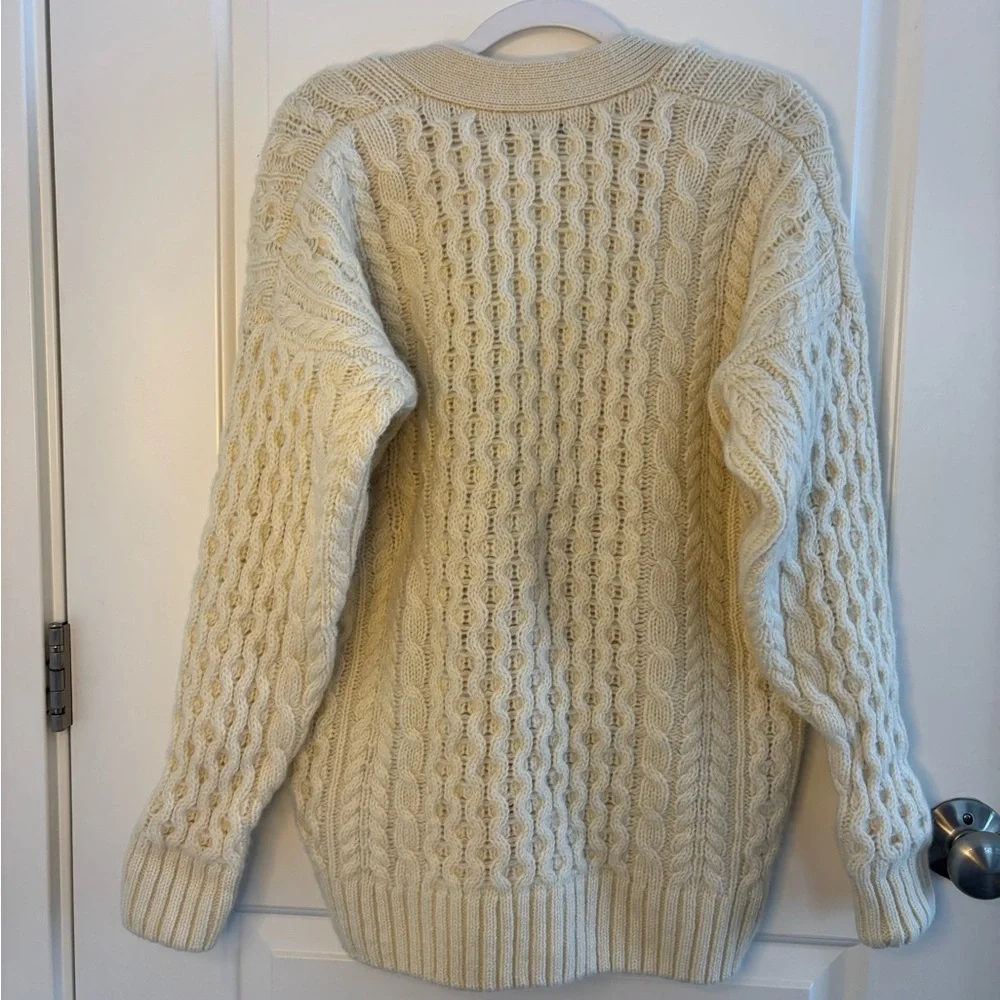 Brandy Melville Eva Heavy Wool Cable Knit Cardigan - Picture 8 of 8